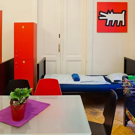 Animation Hostel *